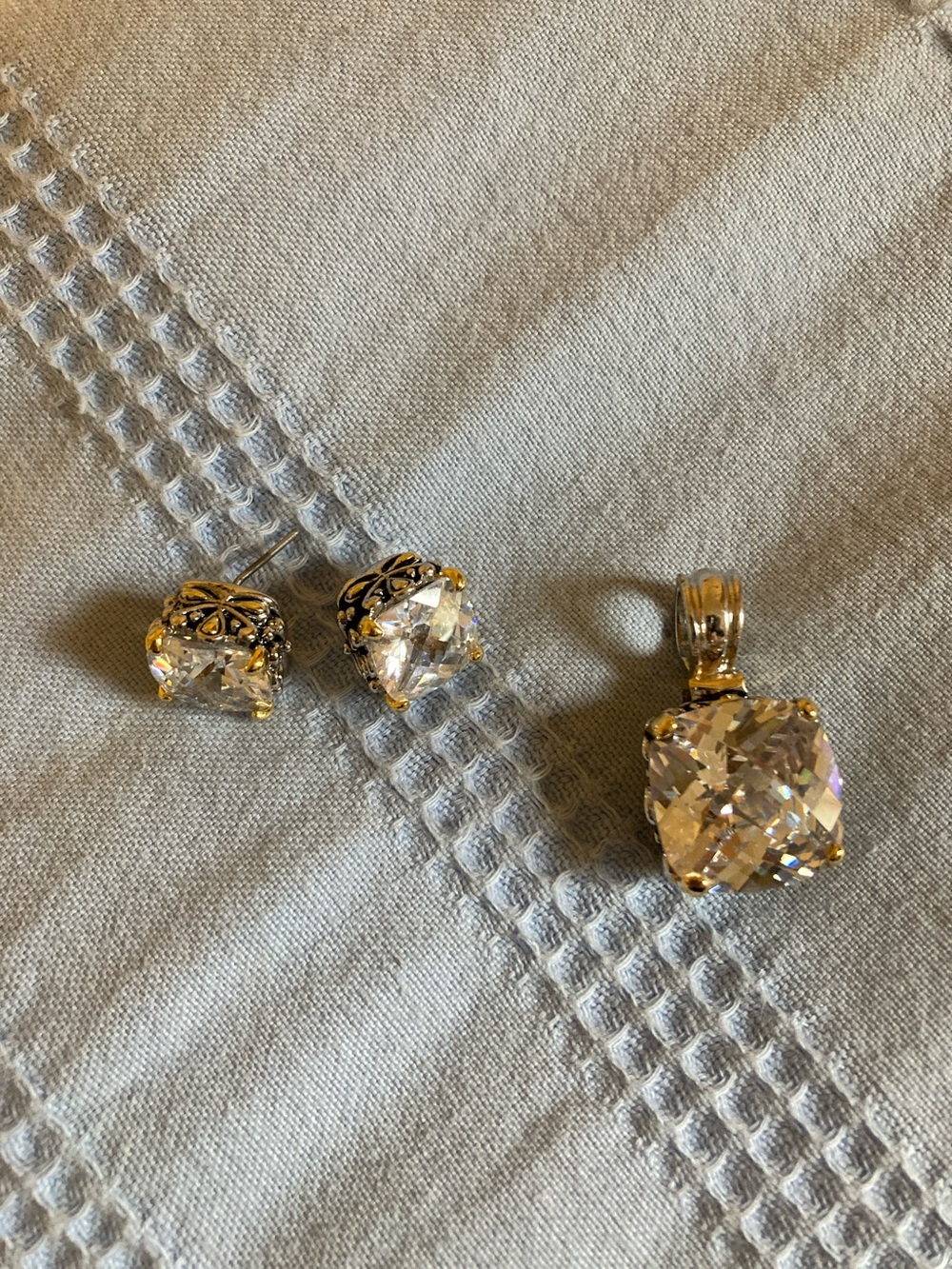 Silver rhinestone Clear Crystal Pendant and Stud Earrings Set and slider